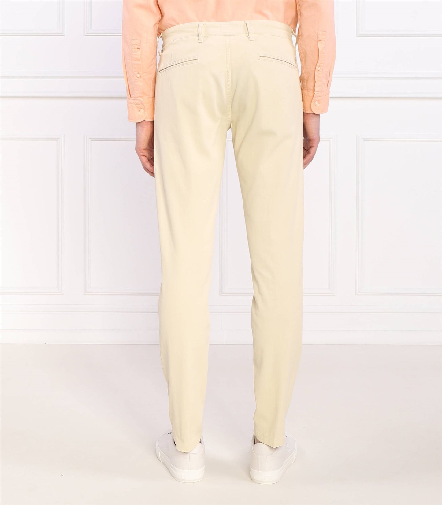 Schino-Taber-1 10242612 01