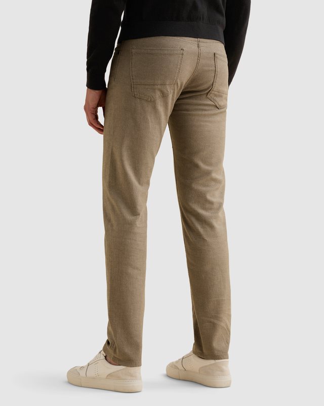 V7 Regular Fit