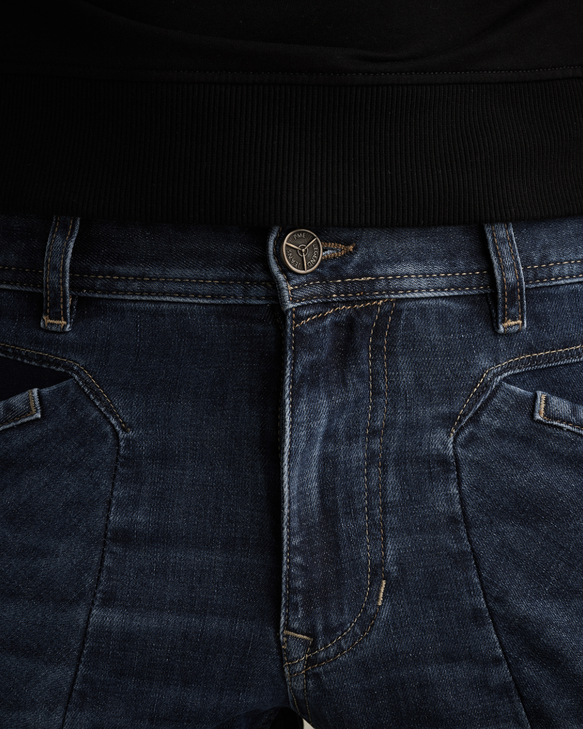 Aviator Relaxed Fit jeans