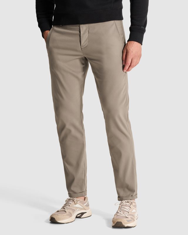 Cylas Tapered Fit chino