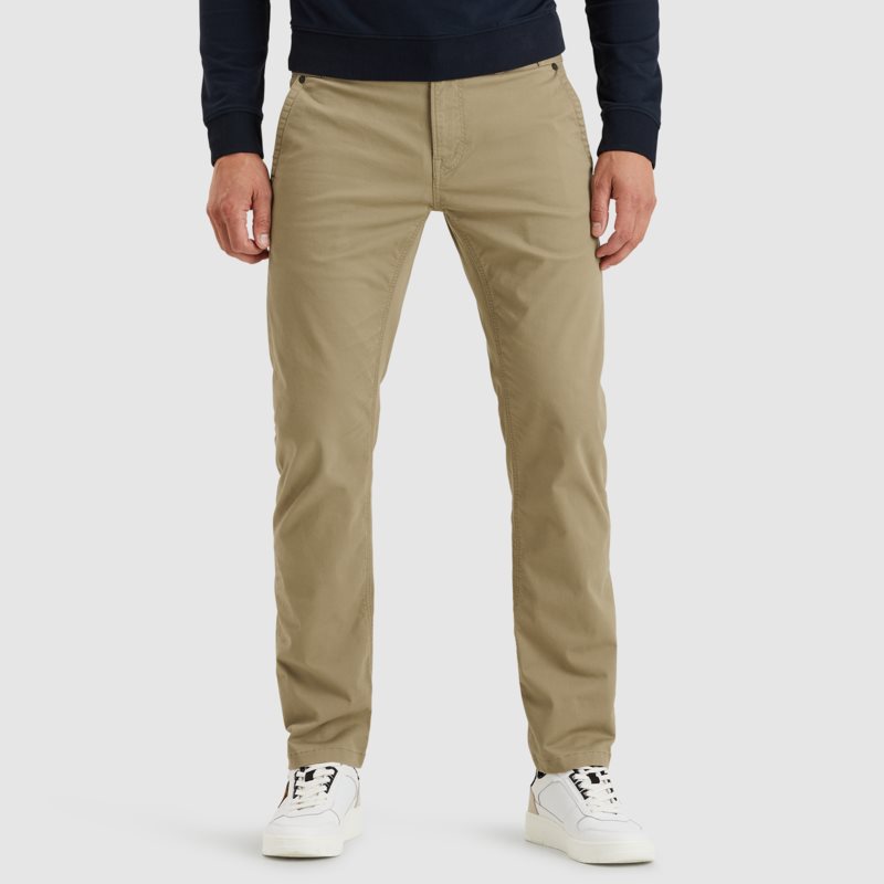 Relaxed Fit Chino