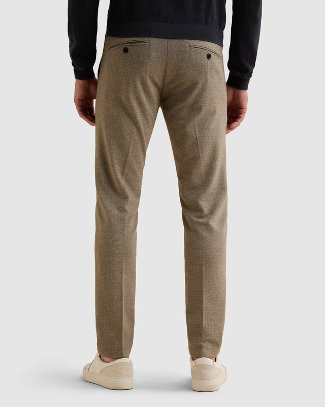 V11 Relaxed Fit Chino