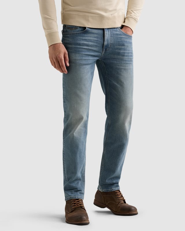 Wingload Relaxed Fit Jeans